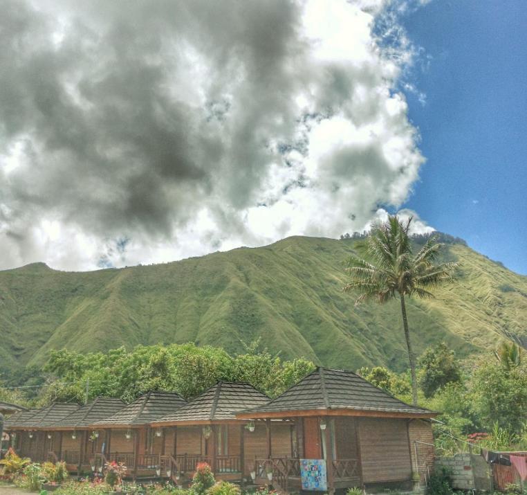 Puncak Rinjani Lodge ซัมบาลัง ลาวัง ภายนอก รูปภาพ