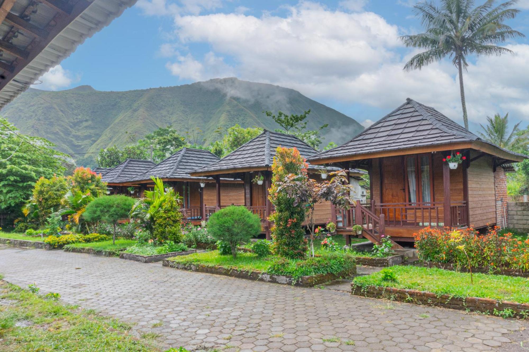 Puncak Rinjani Lodge ซัมบาลัง ลาวัง ภายนอก รูปภาพ