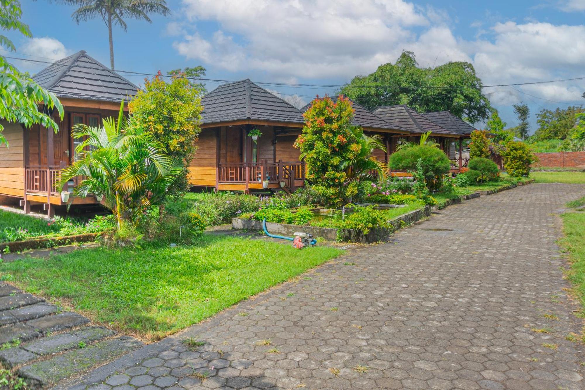 Puncak Rinjani Lodge ซัมบาลัง ลาวัง ภายนอก รูปภาพ