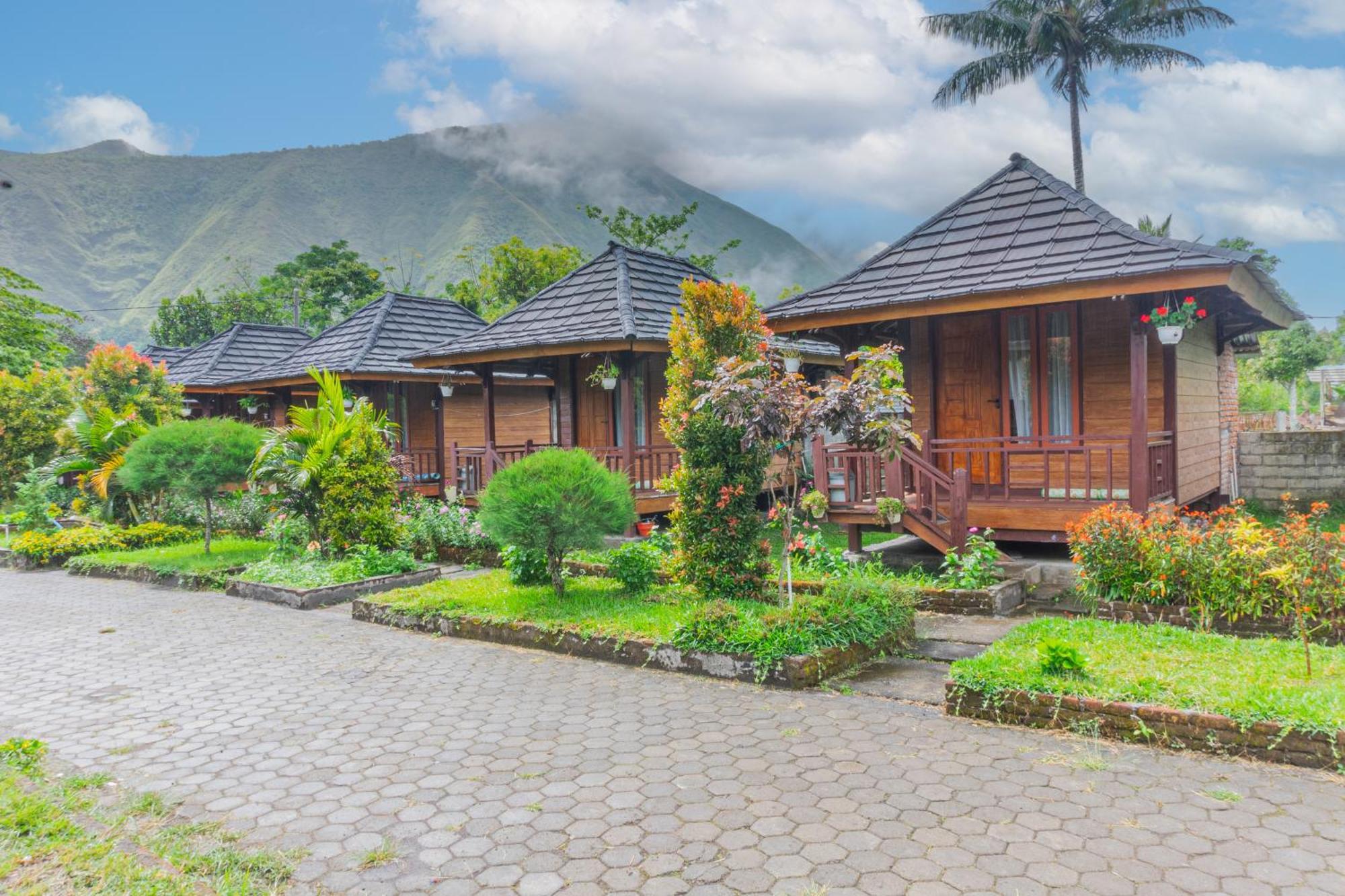 Puncak Rinjani Lodge ซัมบาลัง ลาวัง ภายนอก รูปภาพ