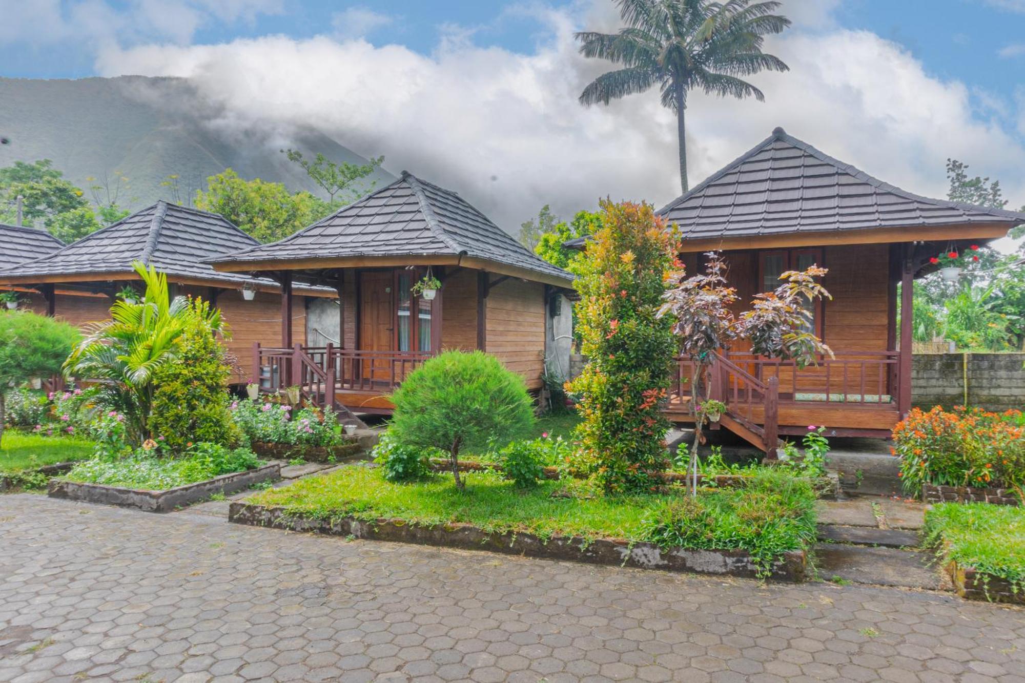 Puncak Rinjani Lodge ซัมบาลัง ลาวัง ภายนอก รูปภาพ